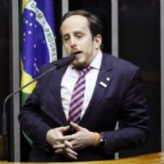 Projeto condiciona efeito de nova lei tribut�ria � inclus�o em consolida��o de normas