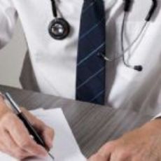 Limbo jur�dico trabalhista-previdenci�rio: INSS vs. m�dico da empresa